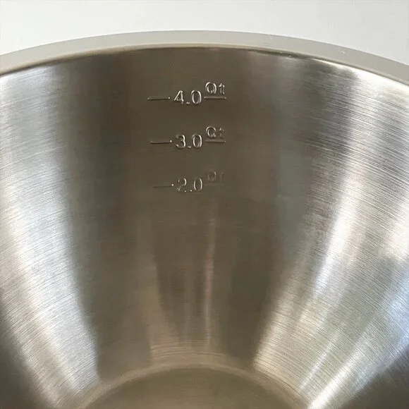 Wolfgang Puck Stainless Steel Mixing Bowls Set of 4: 6qt 4qt 2qt 1qt Nesting - Picture 4 of 7